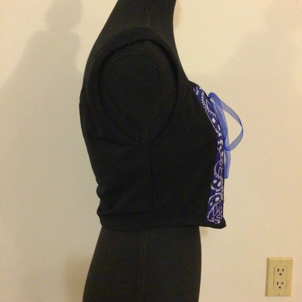 New Corset Top with Bandana Cutouts - Picture 2 of 3